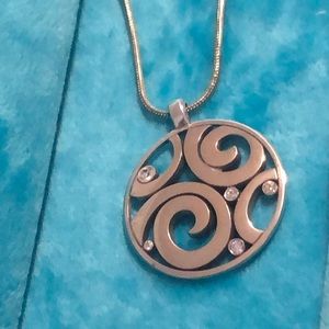 London Grove Necklace